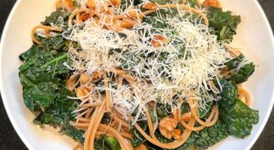 Healthy Spaghetti Recipe With Walnuts & Kale: A 30-Minute … – 30Seconds.com