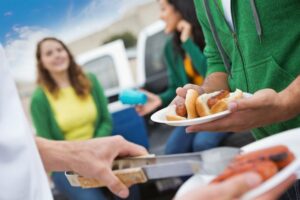 The Secret to Cooking Hot Dogs and Keeping Them Warm for a Fundraiser | Livestrong.com – Livestrong