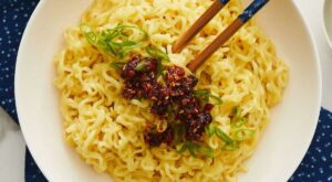 This 2-Ingredient Hack Is Our New Favorite Way to Eat Instant Ramen – Yahoo Life