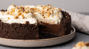 Dark Chocolate Hazelnut Mud Pie Recipe – Tasting Table
