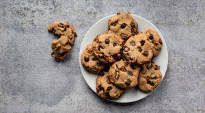 13 Pro Tips For Making The Best Chocolate Chip Cookies – Daily Meal