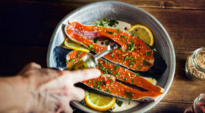 12 Celebrity Chef-Approved Tips For Cooking Salmon – Daily Meal