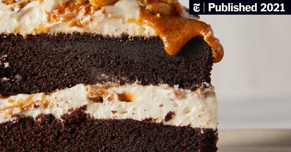 A Devilish Cake You Can Sink Your Teeth Into (Published 2021) – The New York Times