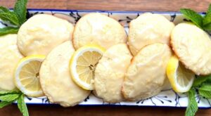 Giada’s Tender Ricotta Lemon Cookies Recipe Tastes Like Summer | Cookies | 30Seconds Food