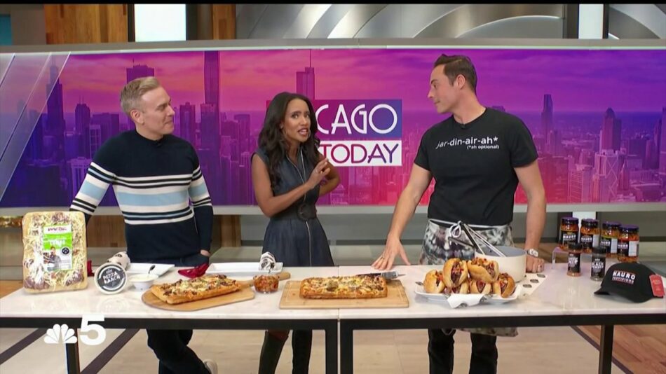 Chicago’s own sandwich king Jeff Mauro talks pizza, hosting ‘The Kitchen’