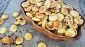 Spicy Oyster Crackers Recipe