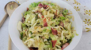 Easy Southern Fried Cabbage with Bacon