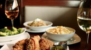 River Oaks comfort food restaurant set to briefly shutter for move to larger space with patio and coffee shop