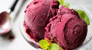 This Easy 2-Ingredient Blueberry Sorbet Recipe May Become Your New Healthy Addiction | Fruit | 30Seconds Food