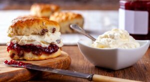 Easy Fresh Strawberry Buttermilk Scones Recipe: The Scone of Summer | Bread/Muffins | 30Seconds Food