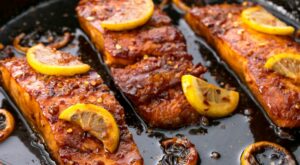 Best Honey-Garlic Glazed Salmon Recipe