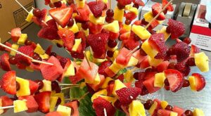Easy Edible Fruit Arrangement for Summer Parties: Food Fun With Fruit Kebabs | Fruit | 30Seconds Food
