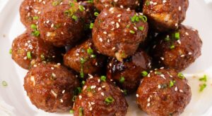Easy Beef Bulgogi Meatballs | Two Plaid Aprons