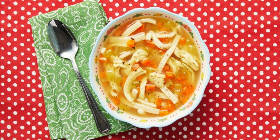 6 Easy Chicken Broth Substitutes That You Probably Already Have At Home