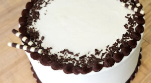 Custom gluten-free cakes – Corina Bakery