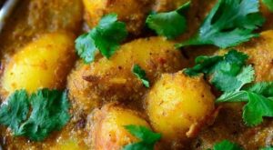 31 Indian-Inspired Dinner Recipe Ideas | Vegan potato recipes, Indian food recipes, Vegan potato curry