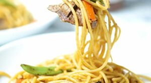 Easy Beef Lo Mein – Show Me the Yummy | Beef dishes, Recipes, Main dish recipes