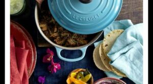 Le Creuset Signature Enameled Cast Iron Round Oven | Le creuset recipes, Creuset, Le creuset cookware