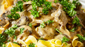 Classic Beef Stroganoff Recipe (Steps with Video!) | How To Cook.Recipes