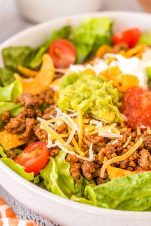 Easy Beef Taco Salad – Great Weeknight Meal – Noshing With the Nolands