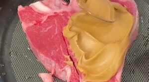restaurants don’t want you to know this–peanut butter steak! | restaurants don’t want you to know this–peanut butter steak!

woman makes yummy easy steak with peanut butter on her stove at home.

Please be advised… | By Creative Cooking | Facebook