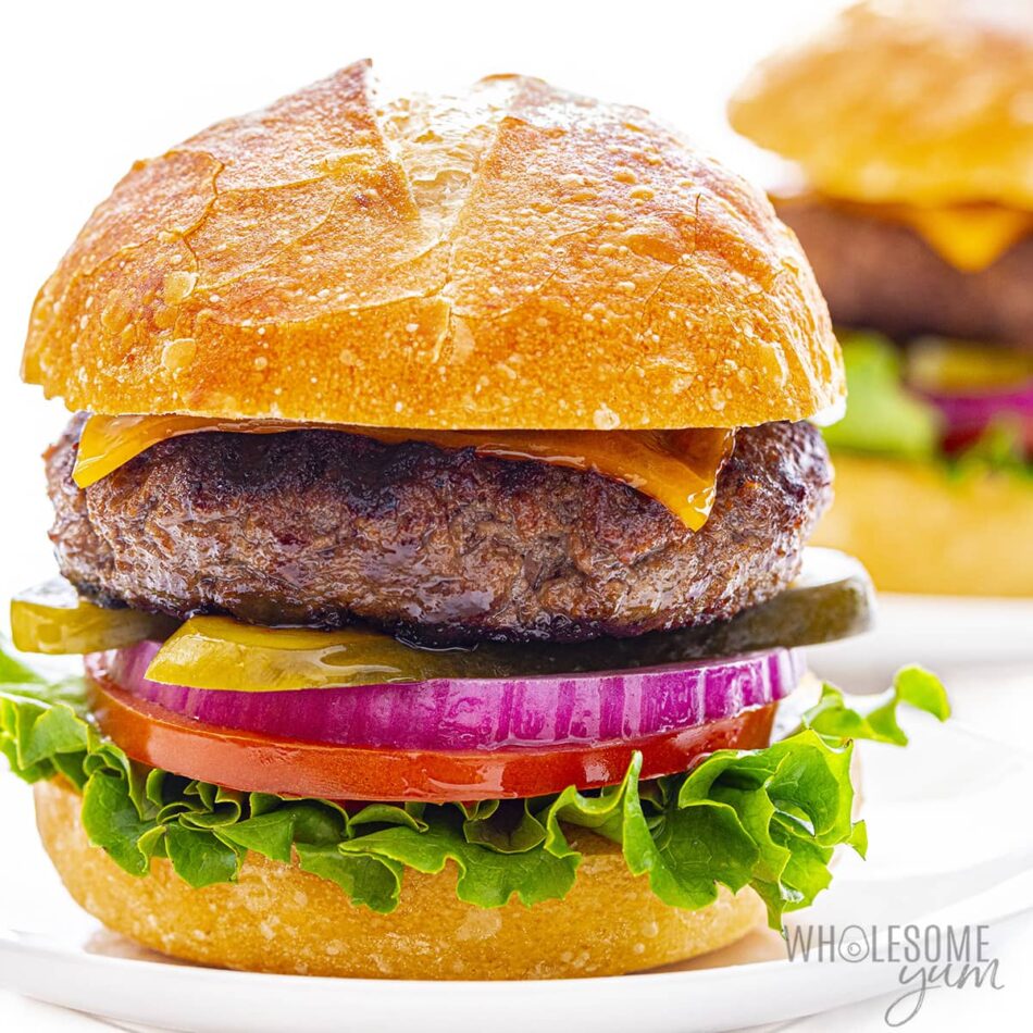 Best Burger Recipe | Wholesome Yum | Easy healthy recipes. 10 ingredients or less.