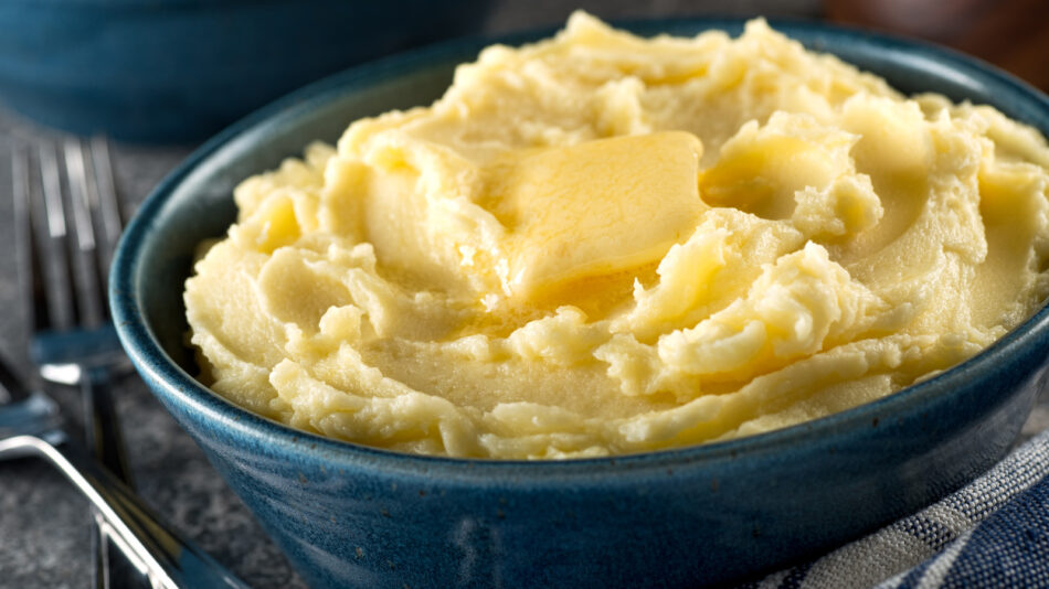 Why Mashed Potatoes Always Taste Better At A Restaurant – Mashed