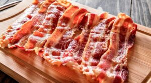 How to cook bacon in a microwave: a step-by step guide