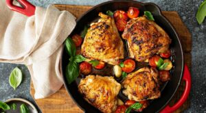 17 Best Keto Chicken Thigh Recipes (Quick & Easy)