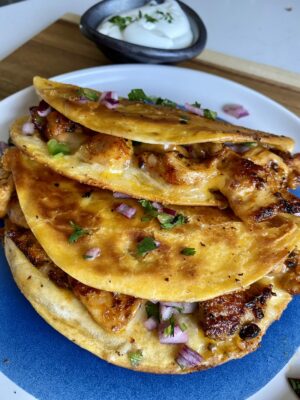 Easy Chipotle Chicken Tacos – Hungry Happens