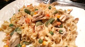 Grandma’s Chicken Pot Pie Noodles Recipe Is Pure Comfort Food | Poultry | 30Seconds Food