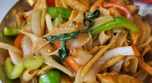 Last Best Plates: Mia’s Wok for fresh Asian comfort food