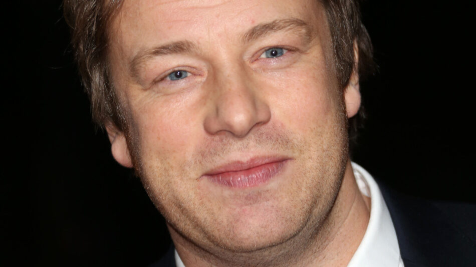 Jamie Oliver Is A Big Proponent Of Constantly Flipping Steaks – Mashed