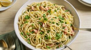 This lemony pasta with smoked salmon is a low-lift, 30-minute recipe – The Union Leader