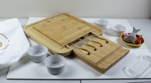 Charcuterie Board With Utensils And Olive And Nut Bowls #16601 | Auctionninja.com – Auction Ninja