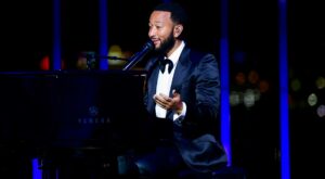 Is John Legend’s Macaroni and Cheese Recipe Better Than Chrissy Teigen’s? You Decide – NBC Insider