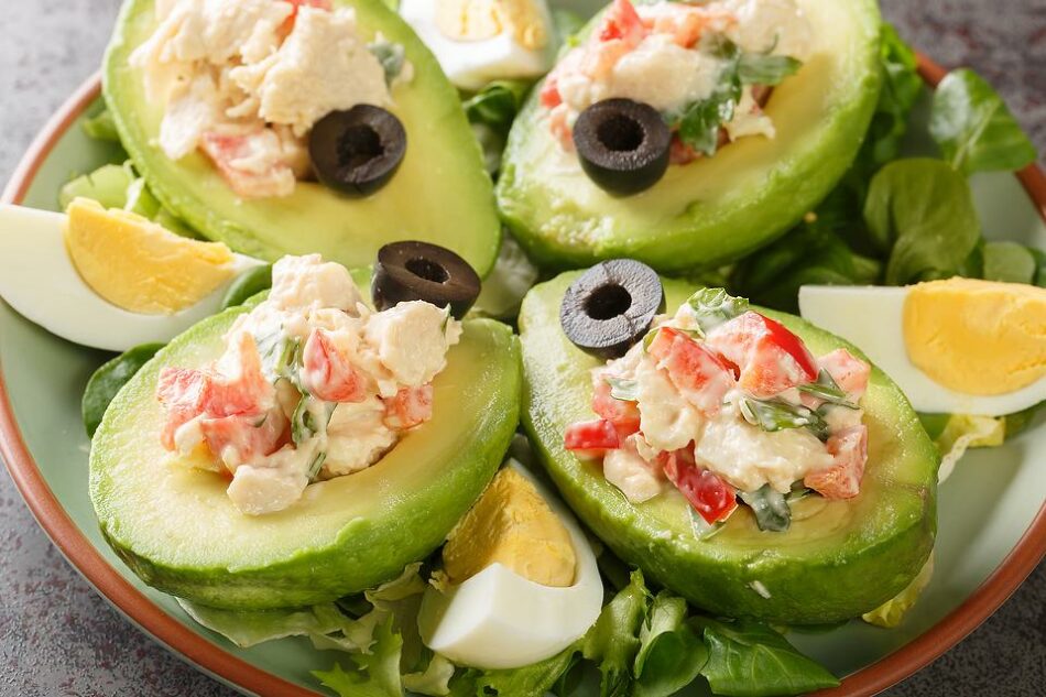 Mediterranean Stuffed Avocado Recipe With Mouth-watering … – 30Seconds.com
