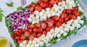Quick July 4th Patriotic Greek Salad Recipe: Fast, Healthy & … – 30Seconds.com