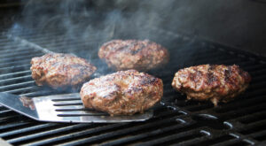 How to Grill Burgers Perfectly Every Time, According to a Chef – Eat This, Not That