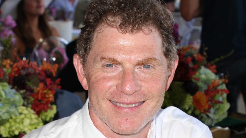The First Step Bobby Flay Swears By For A Foolproof Dinner Party – Daily Meal