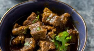 Easy Beef Curry (Tender And Flavorful!) | Beef curry recipe, Curry recipes easy, Beef curry