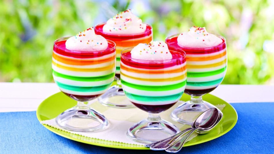 Jell-O Desserts Are Back — These 11 Recipes Are Filled With Sweet, Jiggly Goodness