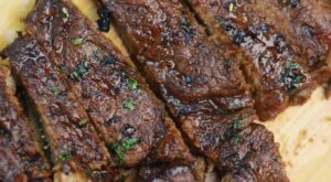How To Cook Sirloin Steak (Sirloin Steak Recipe) – Recipe Vibes