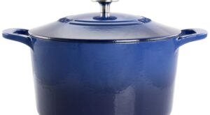 MARTHA STEWART 7-qt. Enameled Cast Iron Dutch Oven with Lid in Blue Ombre 985119091M – The Home Depot