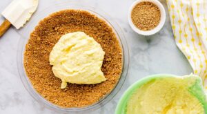 How to make a homemade graham cracker pie crust & other delicious crumb crusts like they did in the 50s, 60s & 70s – Click Americana