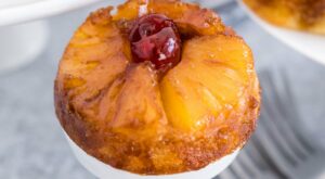 Make this pineapple upside-down cupcake recipe in 5 easy steps for magic in a muffin tin – Click Americana