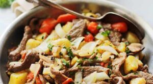 Easy Steak and Potatoes Recipe | Skillet Dinner Idea