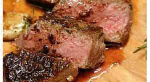 Rosemary Garlic Butter Sirloin Steak | Recipe | Grilled steak recipes, Steak dinner recipes, Cooking recipes