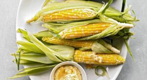 6 Foolproof (and Fast!) Ways to Reheat Corn on the Cob
