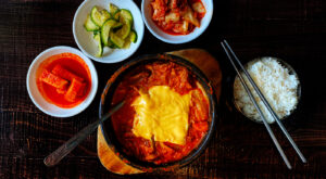 Living with an eating disorder, a teen finds comfort in her favorite Korean food